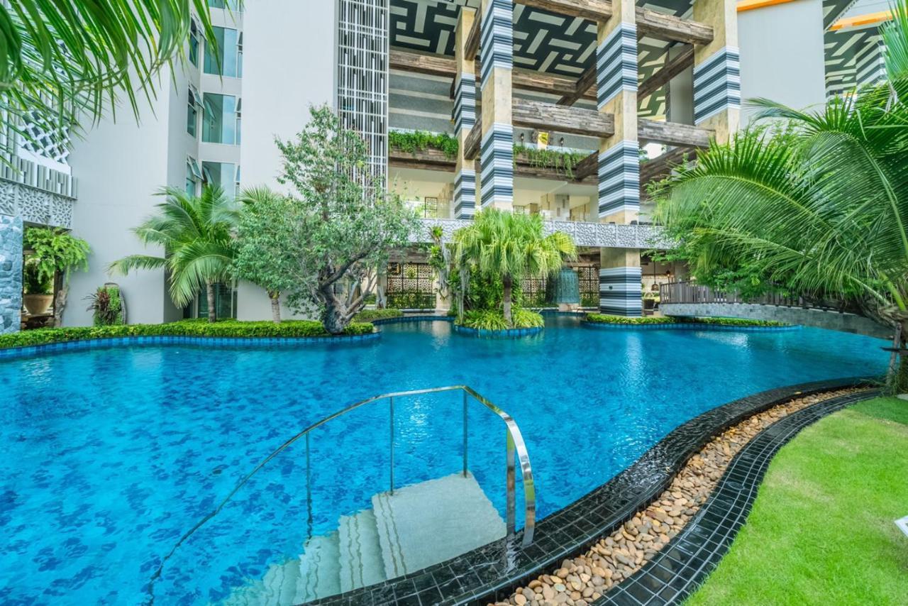 Riviera Jomtien By Daisy Pattaya 2アパートメント エクステリア 写真